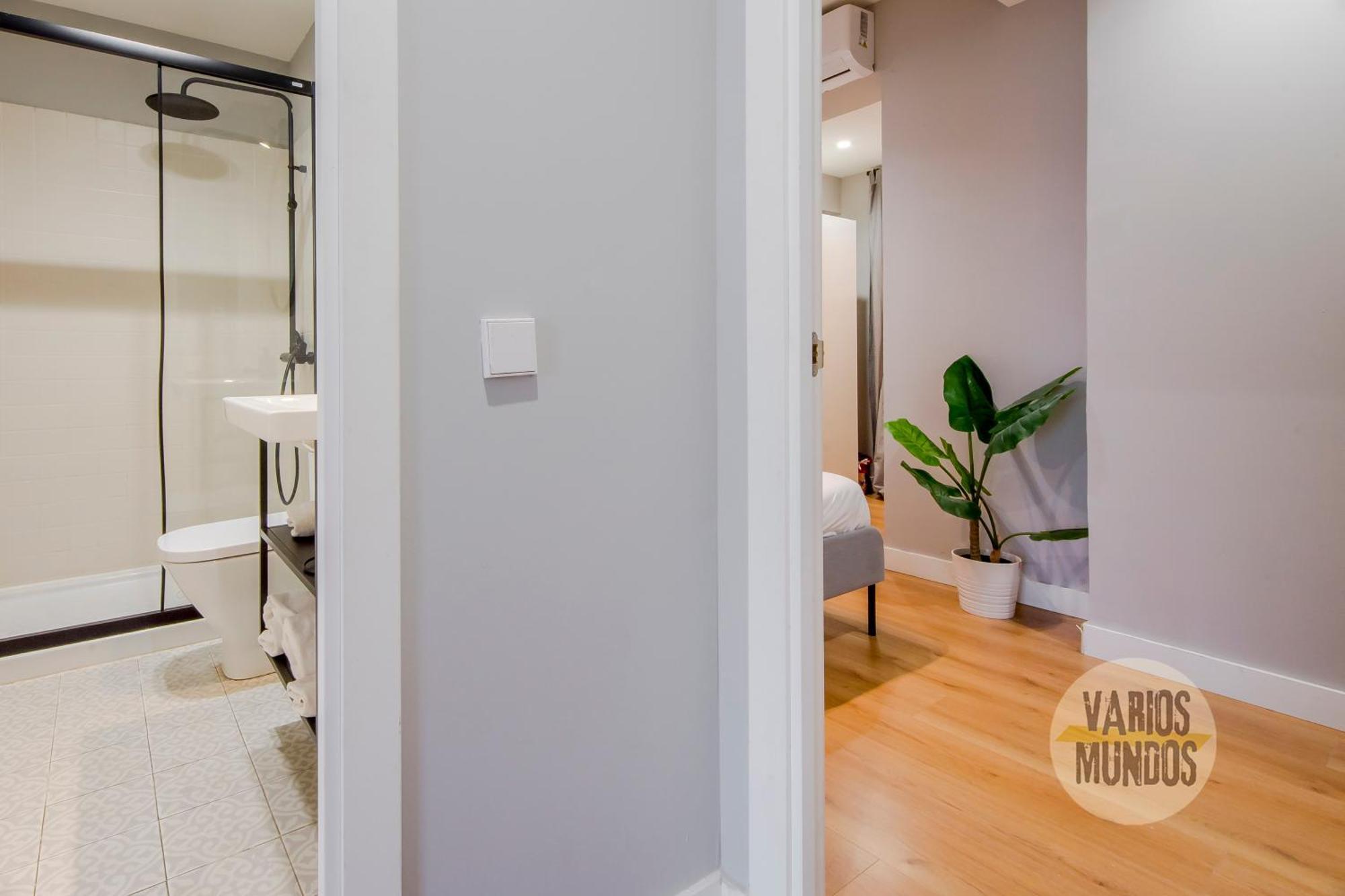 Modern Apt & Cool Interior Design A 20 Metros Del Retiro E1 Madrid Extérieur photo
