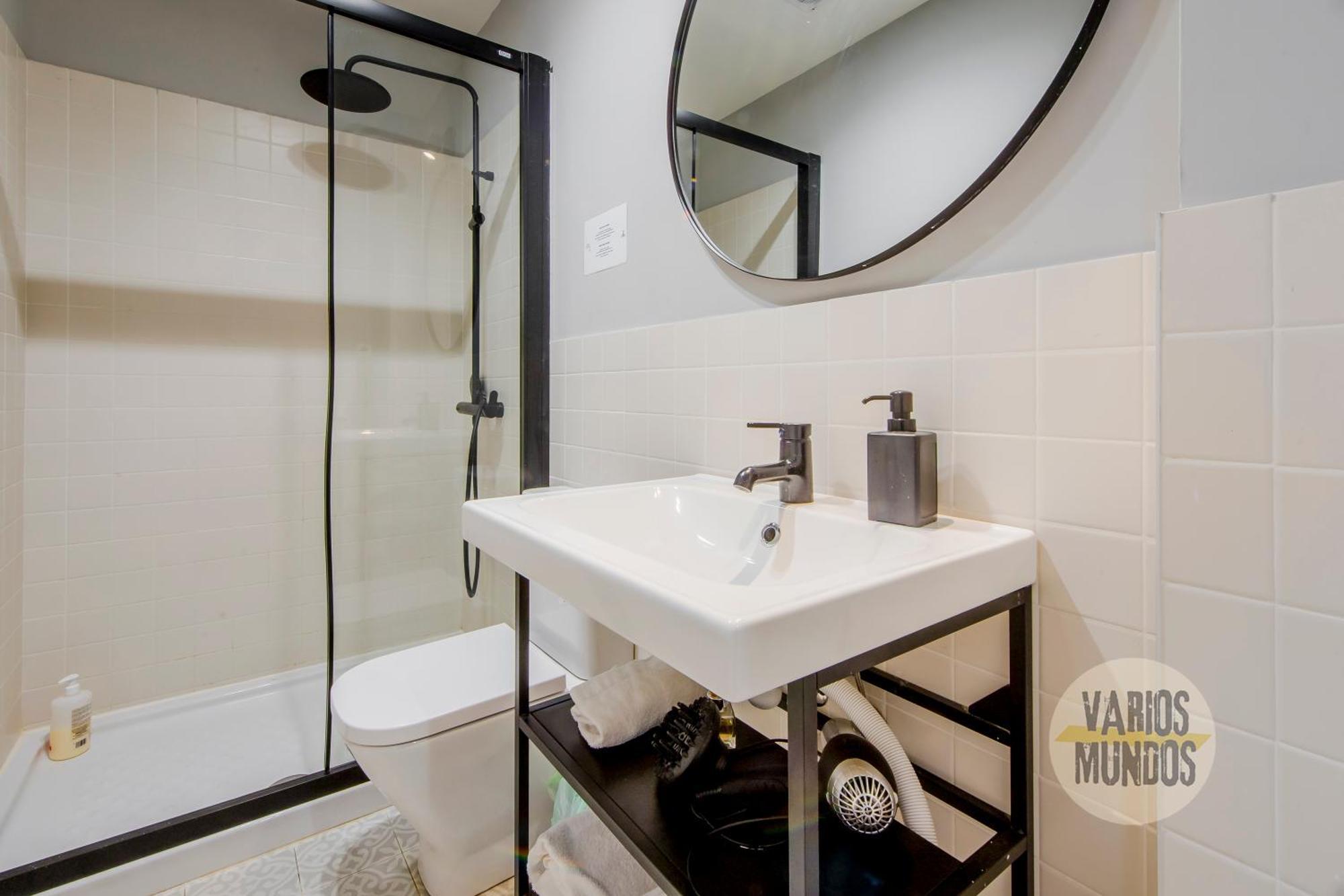 Modern Apt & Cool Interior Design A 20 Metros Del Retiro E1 Madrid Extérieur photo