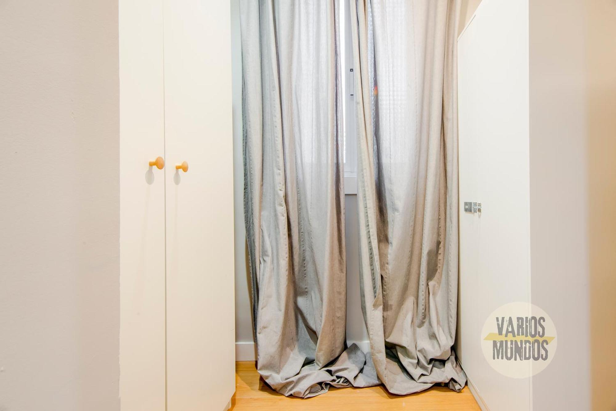 Modern Apt & Cool Interior Design A 20 Metros Del Retiro E1 Madrid Extérieur photo