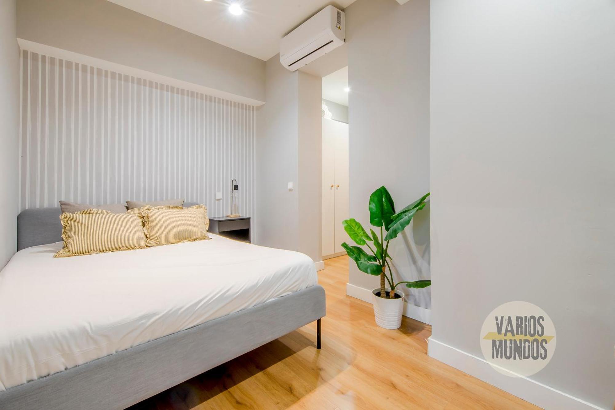 Modern Apt & Cool Interior Design A 20 Metros Del Retiro E1 Madrid Extérieur photo