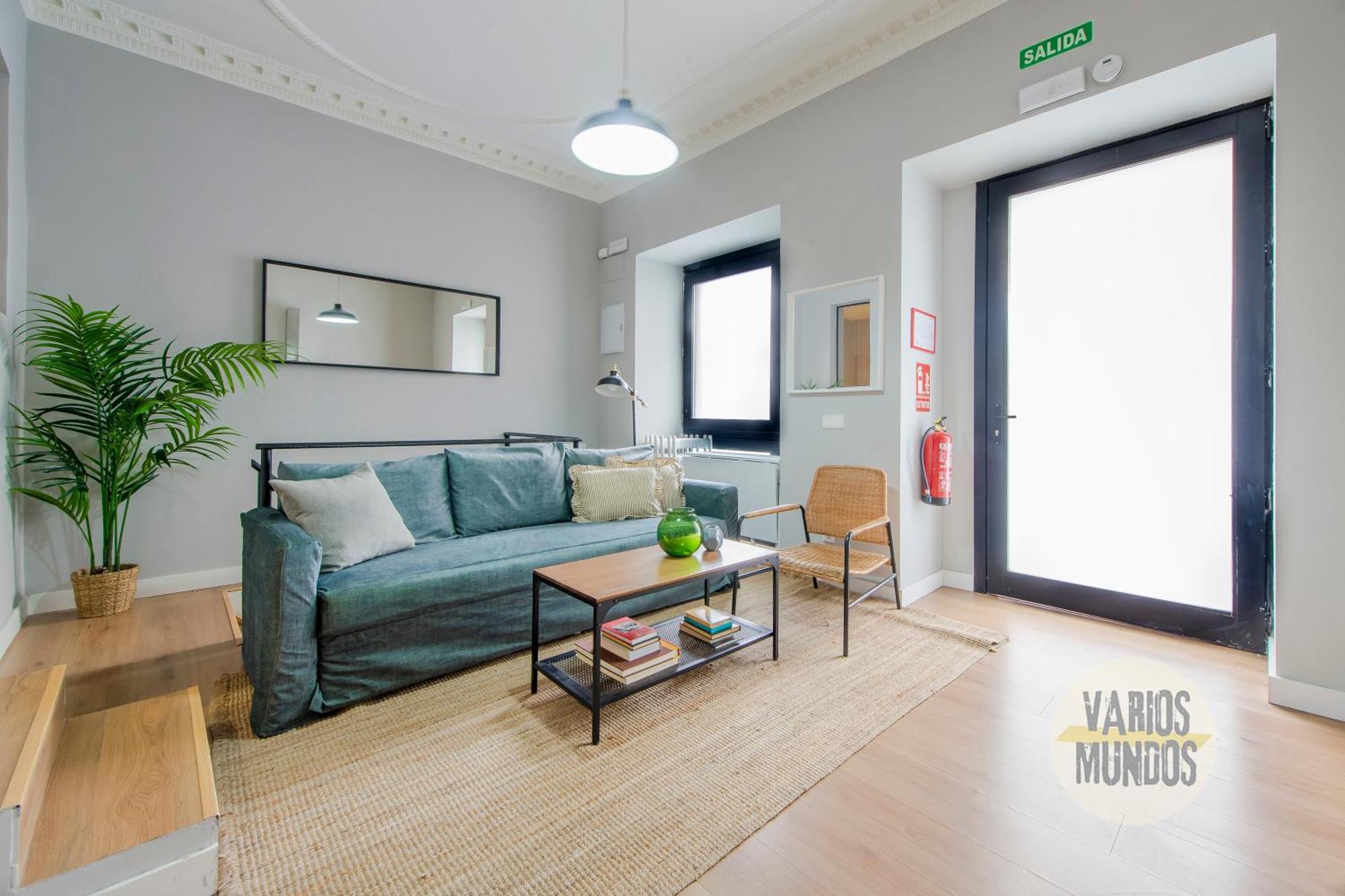 Modern Apt & Cool Interior Design A 20 Metros Del Retiro E1 Madrid Extérieur photo